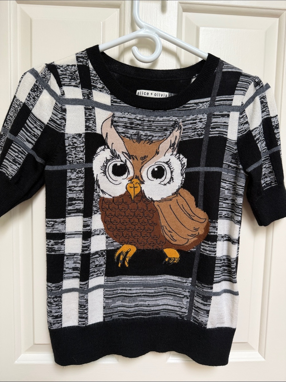 ALICE + OLIVIA sz XS embroidered OWL black white check sweater 97% wool Hoo Hoo